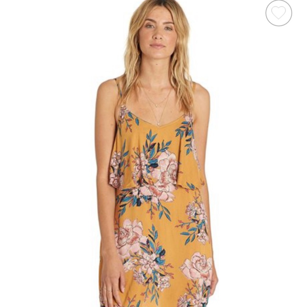 Floral and flowy billabong dress. Worn once